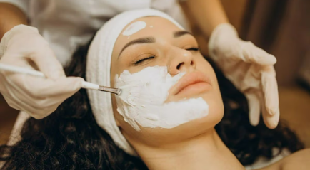Ketahui Apa itu Facial Whitening, Jenis, dan Manfaatnya