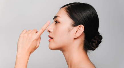 Apakah Hidung Pesek Bisa Mancung Tanpa Operasi | The Clinic Beautylosophy